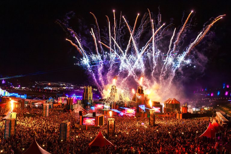 Photograph of BoomTown closing ceremony